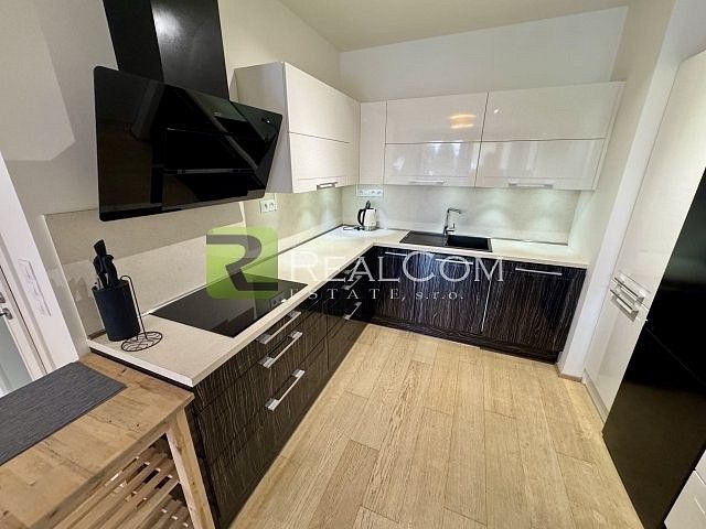 Byt 2+kk · 78 m² · Praha - Hlubočepy, okres Praha 5, Hlavní město Praha - 3
