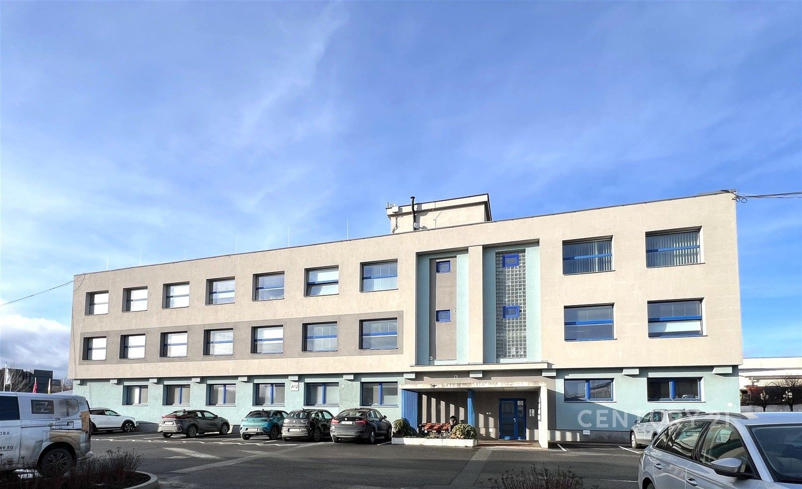 Kanceláře, Za zastávkou 373, Praha, 28 m²