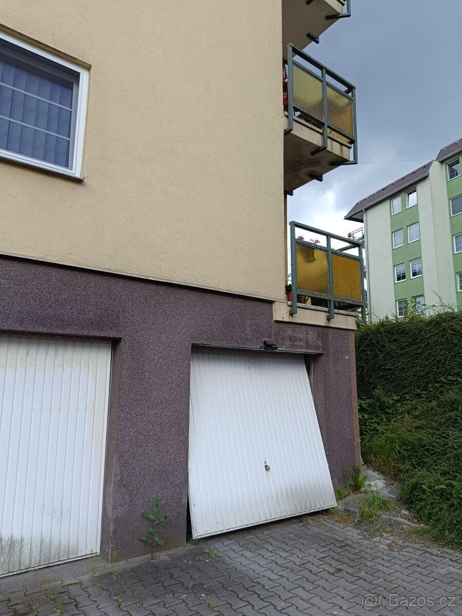 Garáže, Jablonec nad Nisou, 468 04