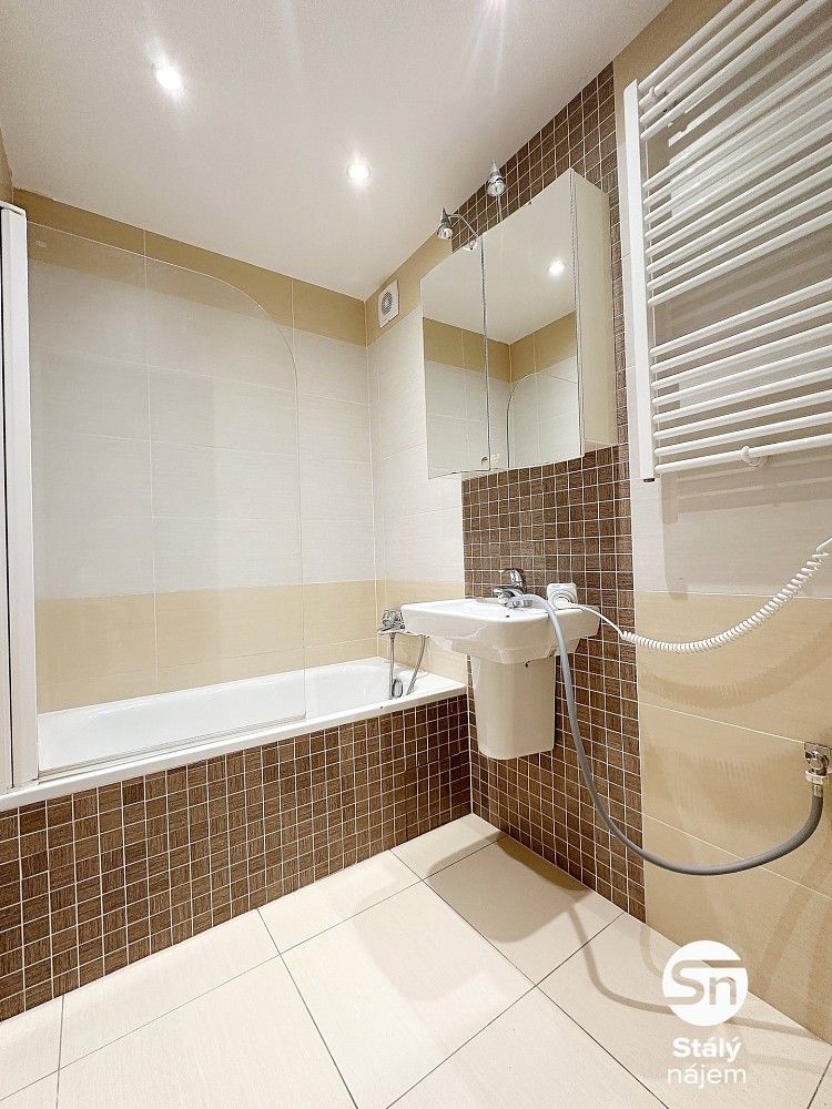 Byt 2+kk · 49 m² · náměstí Osvoboditelů, Praha 5 - Radotín - 4