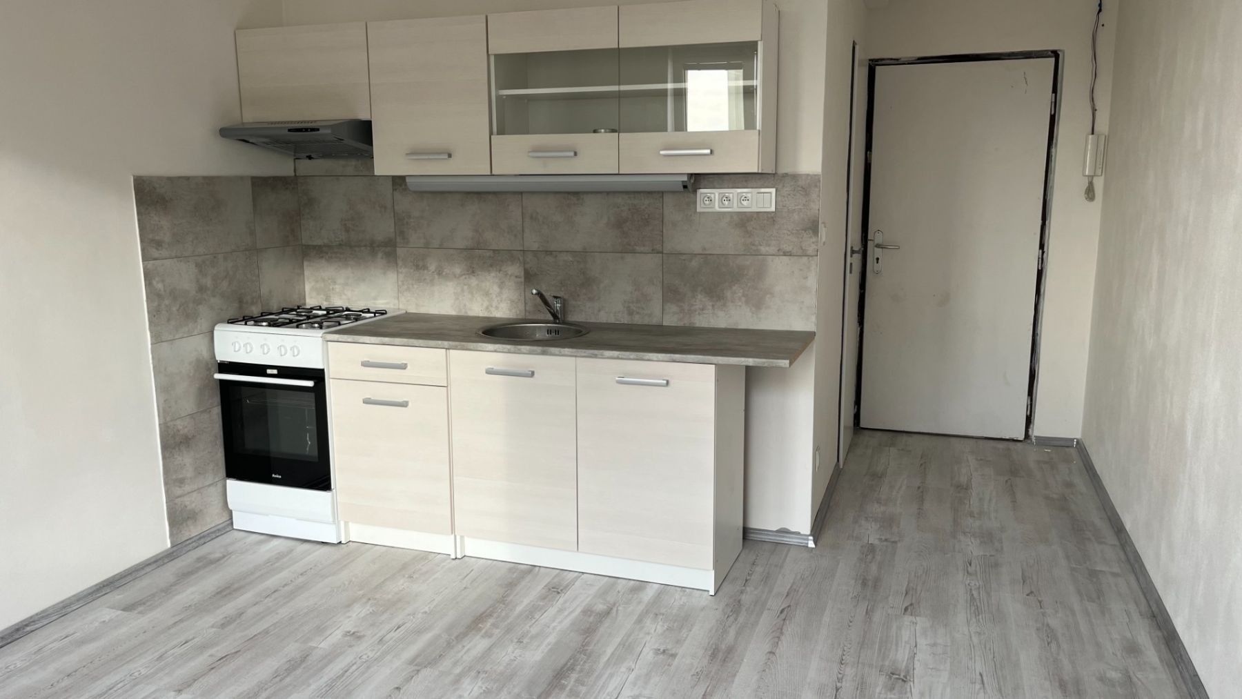 1+1, Kostnická, Chomutov - Chomutov II, Ústecký kraj, 35 m²