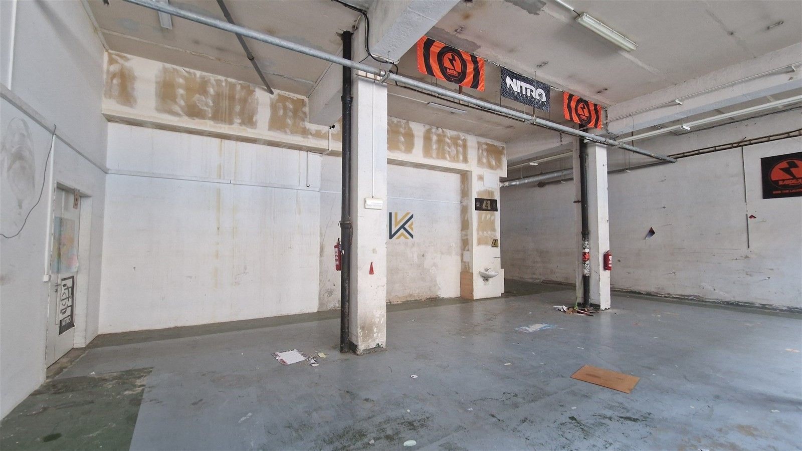 Pronájem obchodní prostory - Jankovcova, Praha, 240 m²