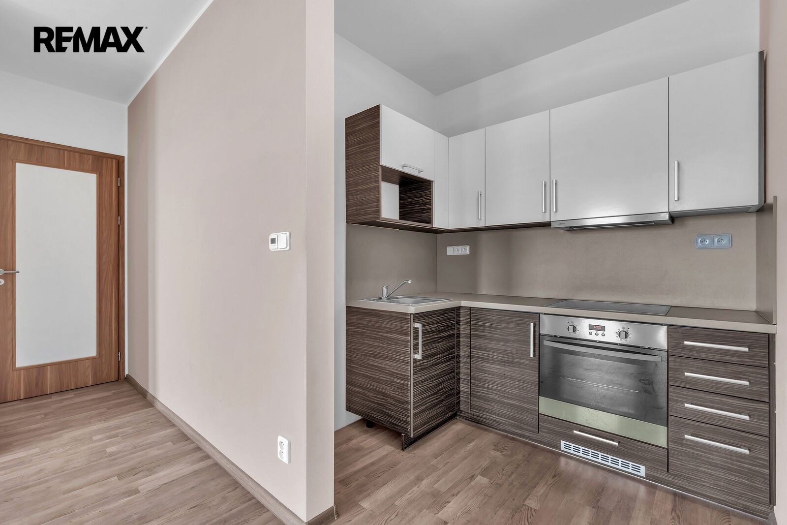 Prodej byt 2+kk - Edvarda Beneše 1634, Přelouč, 47 m² - 2