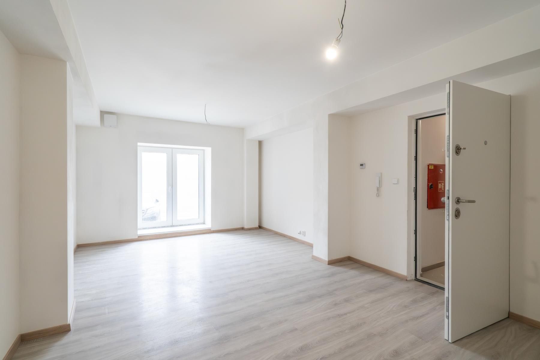 1+kk, Paříkovo nám., Třebenice, 32 m²