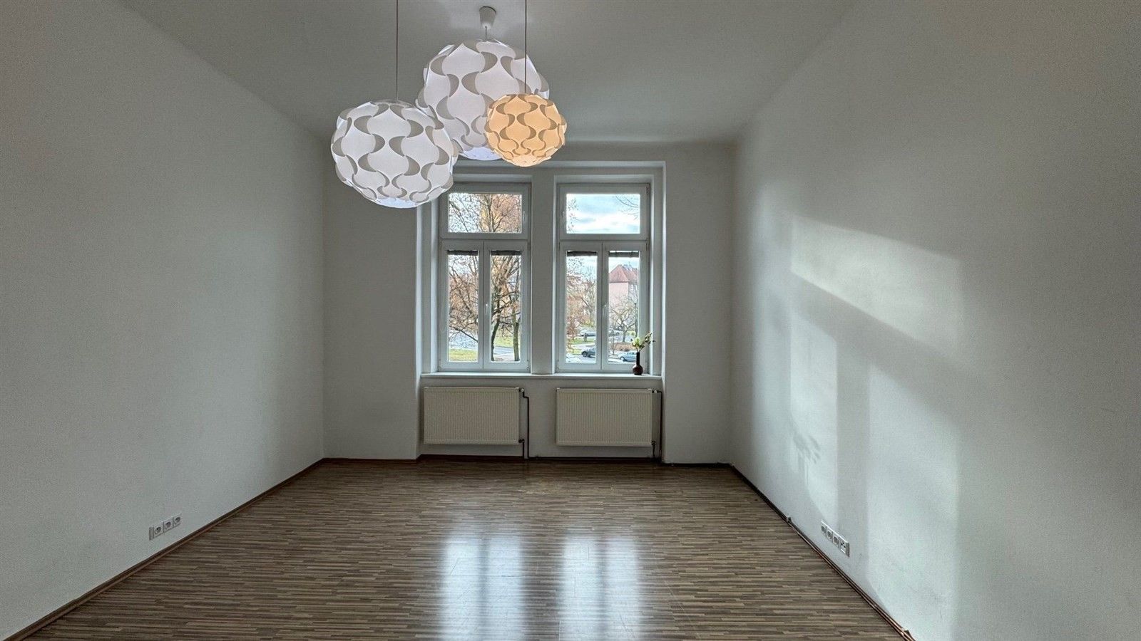 2+kk, Svobody, Cheb, 60 m²