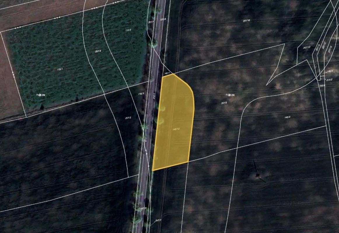 Zemědělské pozemky, Dolany nad Vltavou, 3 200 m²