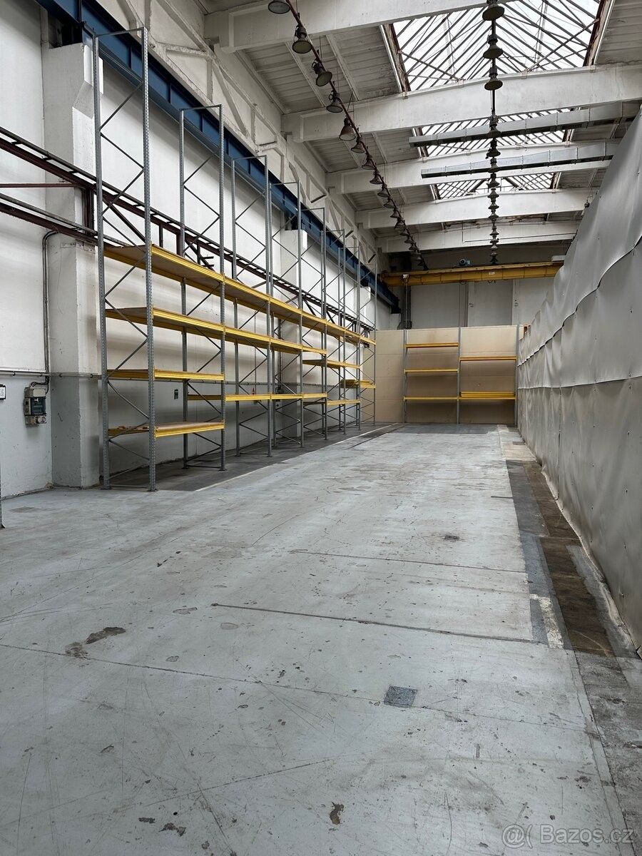 Sklady, Šumperk, 787 01