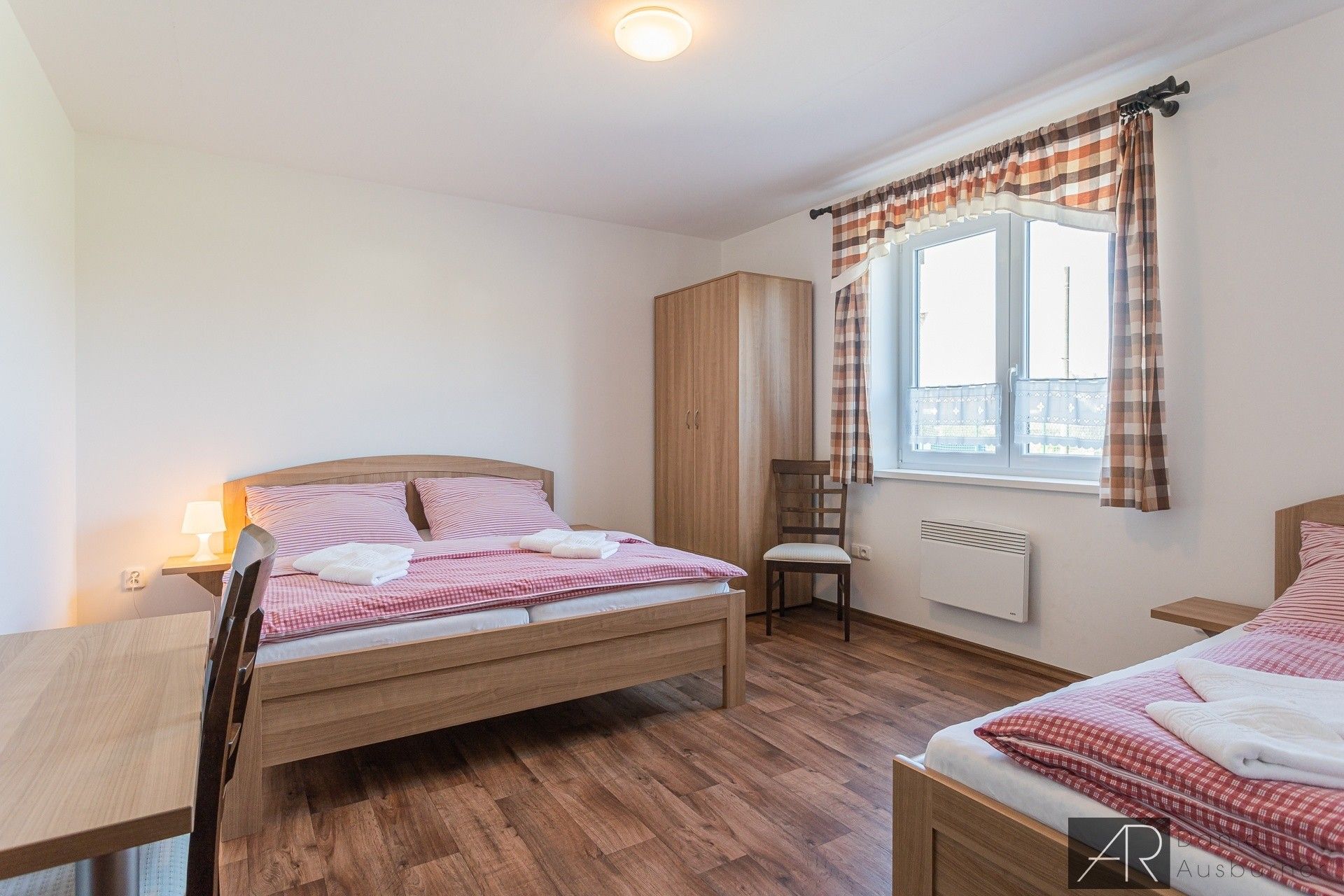 Prodej ubytovací zařízení - Hovorany, 885 m²