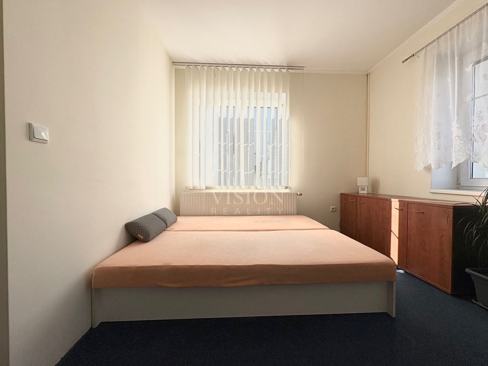 Pronájem byt 2+kk - Zvěrotice, 39 m²