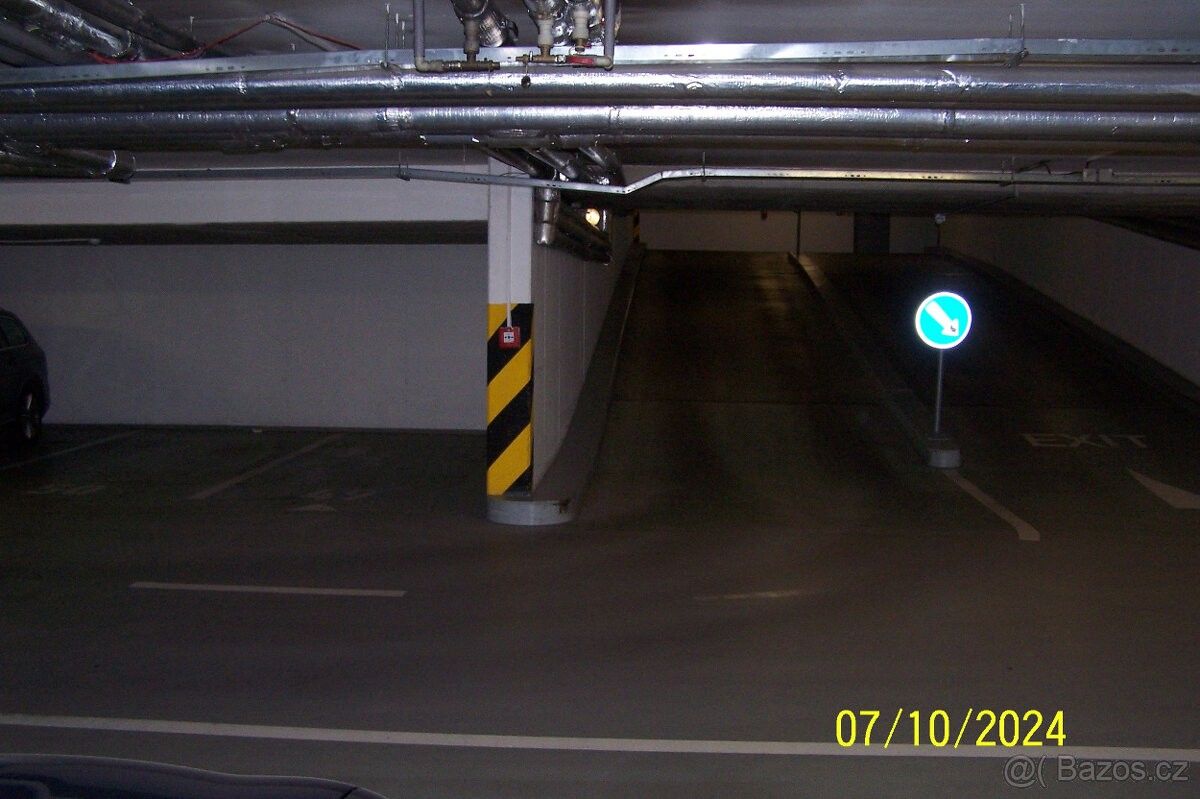 Pronájem garáž - Praha, 153 00