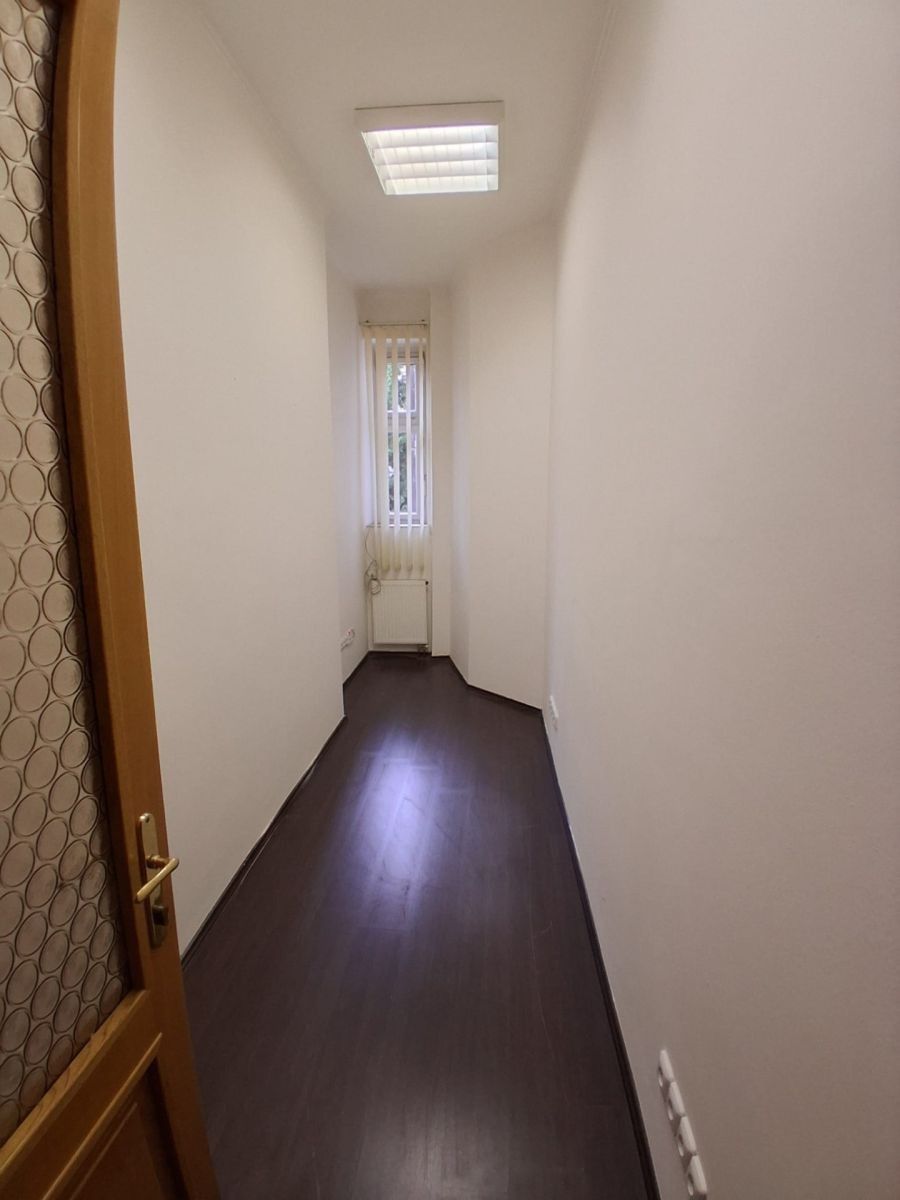Pronájem kancelář - Jeseniova, Praha - Žižkov, 100 m² - 5