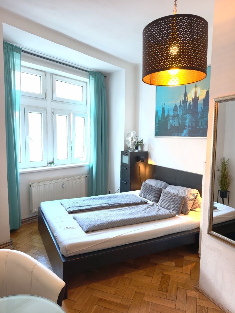 1+kk, Školská, Praha - Nové Město, 17 m² - 2
