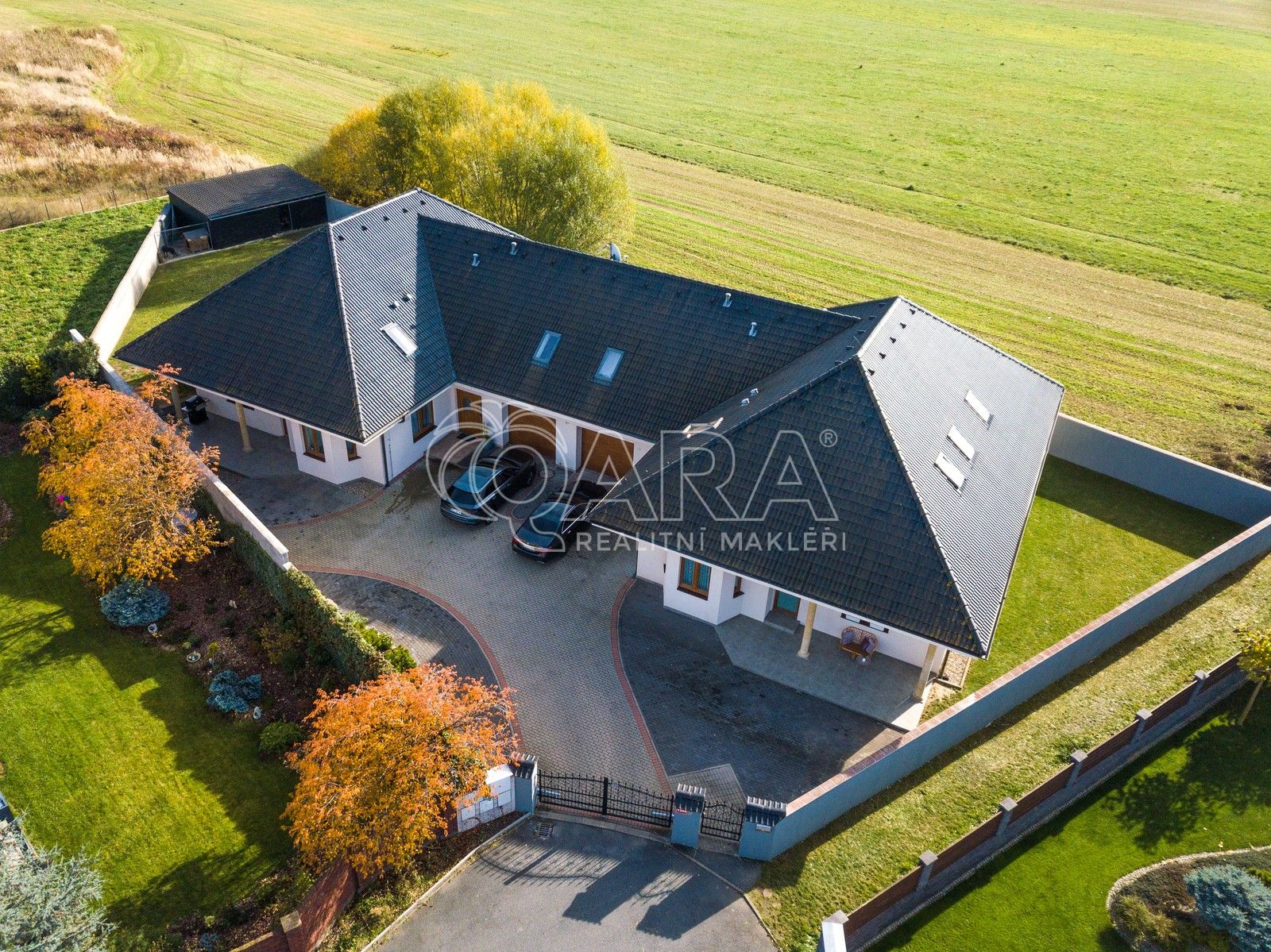 Rodinné domy, Papoušková, Jesenice, 695 m²