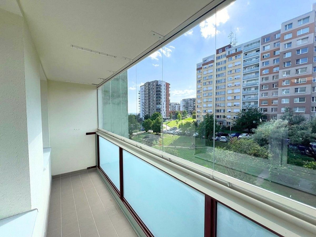 Pronájem byt 3+kk - Praha - Horní Měcholupy, okres Praha 15, Hlavní město Praha, 72 m² - 5