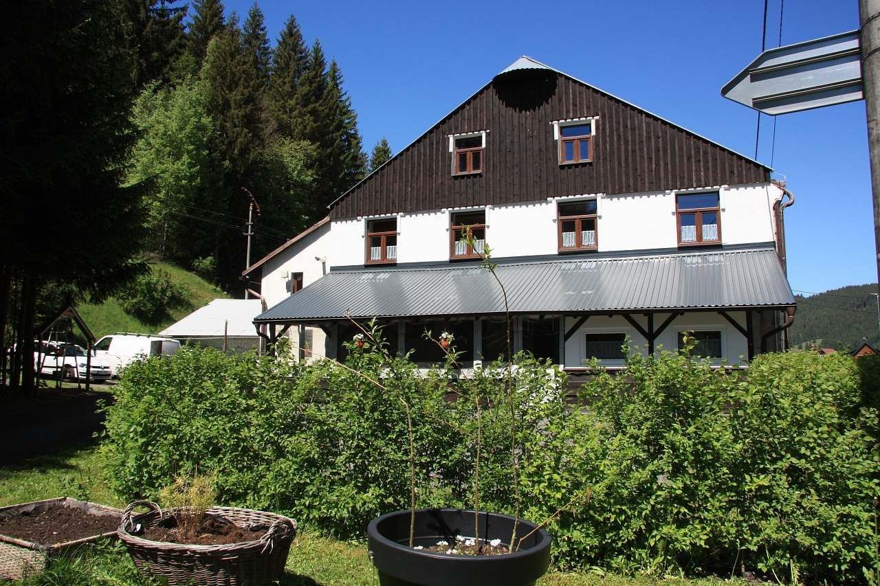 Chaty, Velké Karlovice, Zlínský kraj - 1