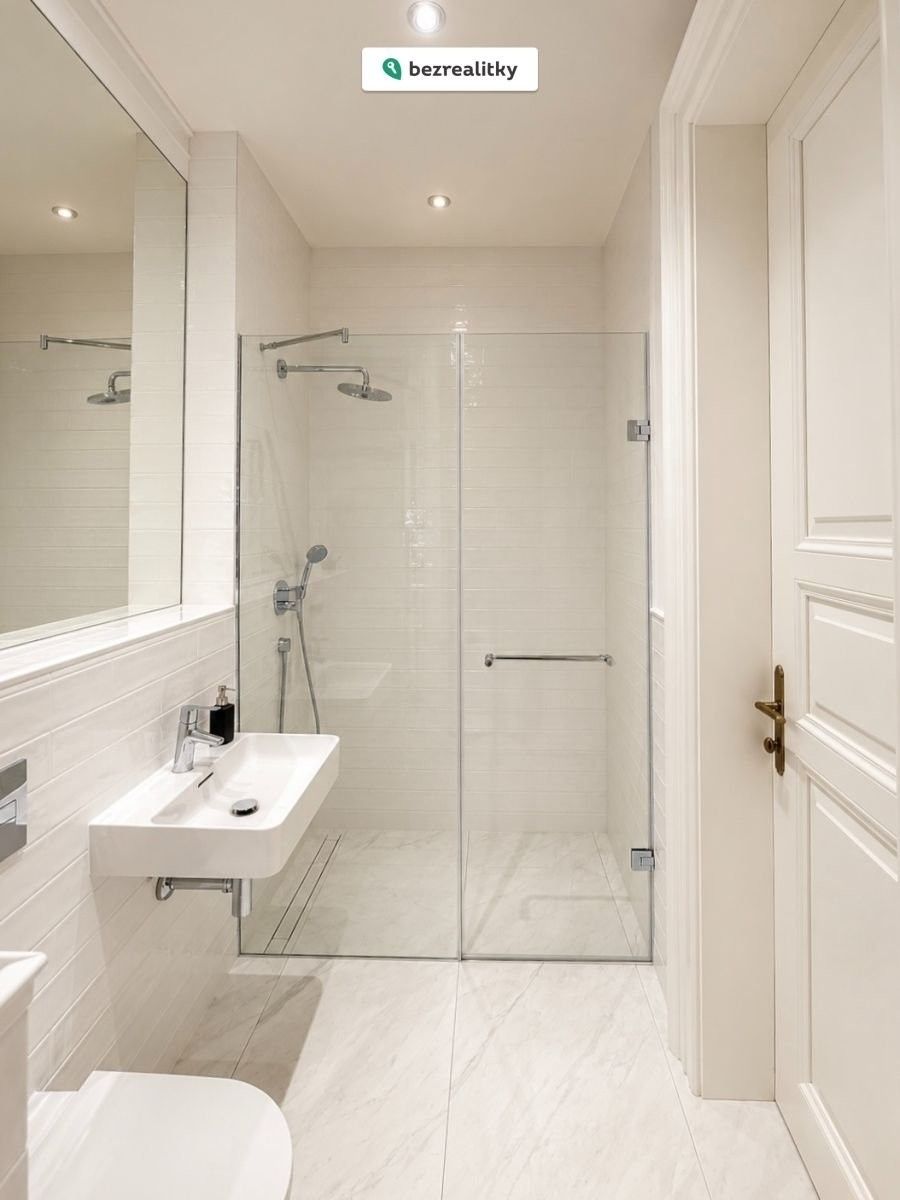 Prodej byt 2+kk - Dlážděná 1586, Praha Nové Město, 60 m² - 5