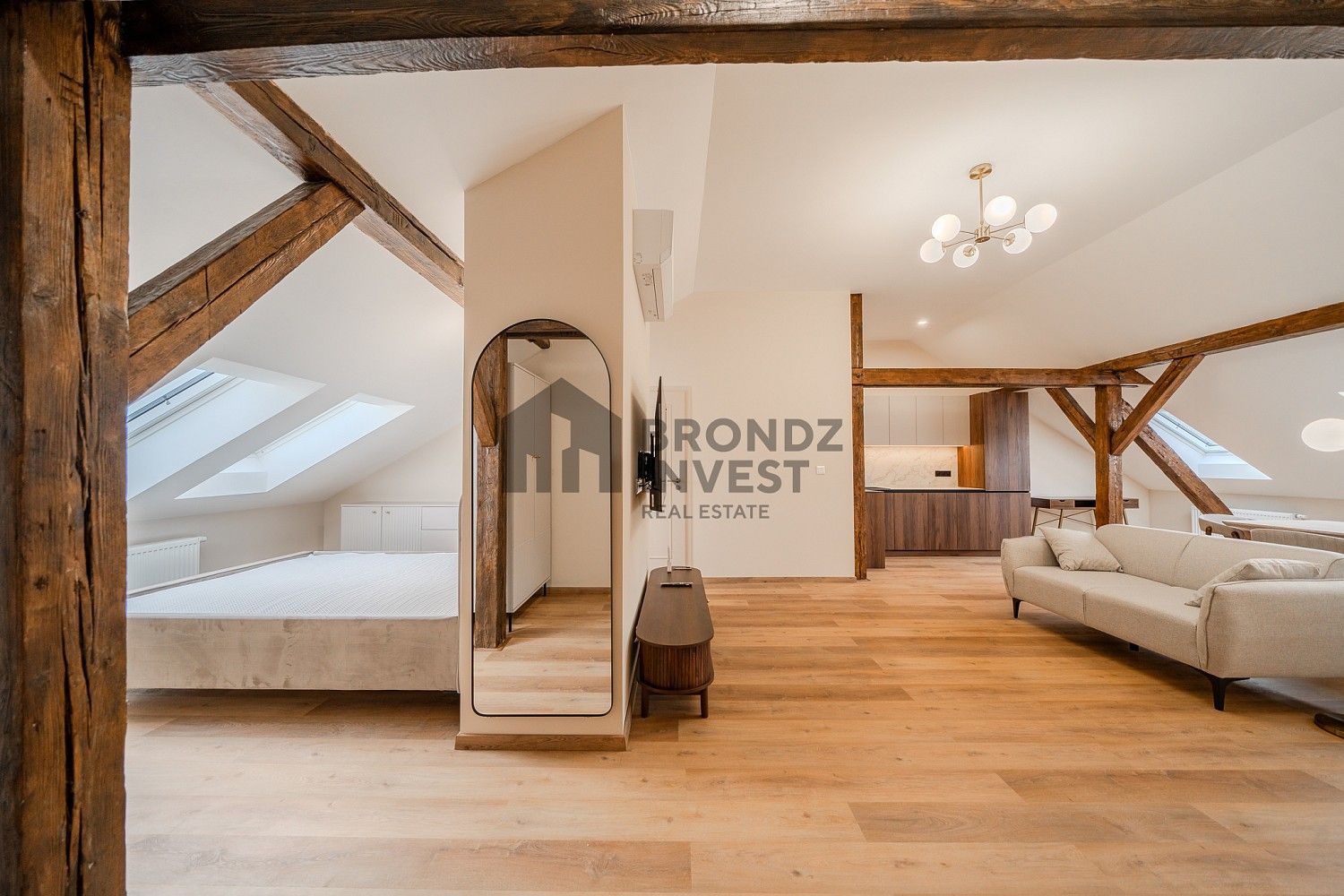Byt 1+kk · 70 m² · Praha, Hlavní město Praha - 4
