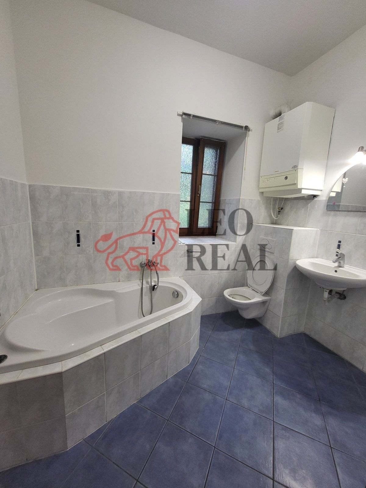 2+1, Husova, Nový Bor, 70 m²