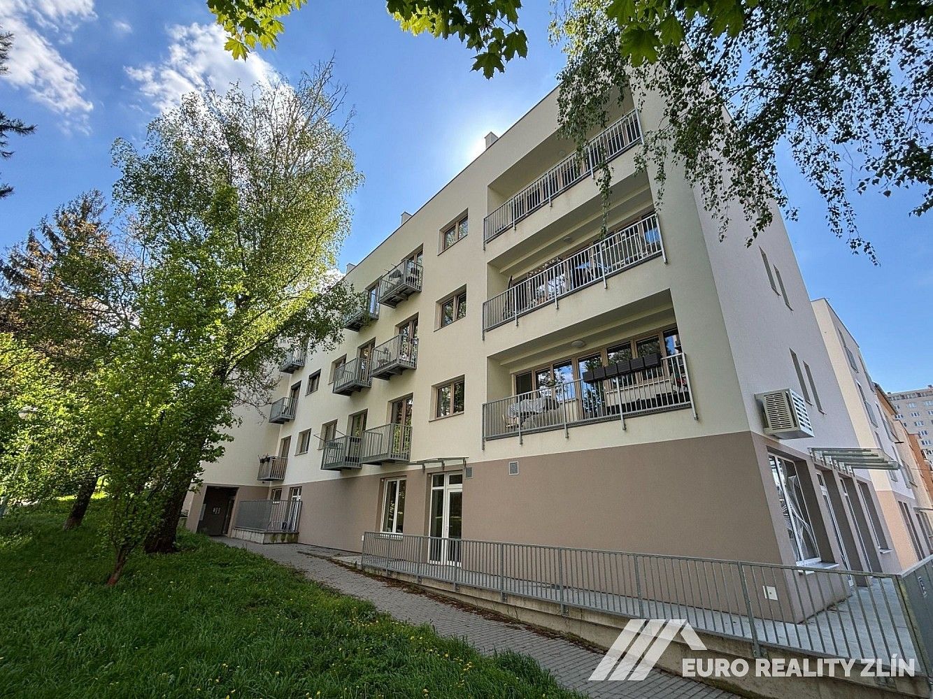 2+kk, Zlín, Zlínský kraj, 61 m² - 1