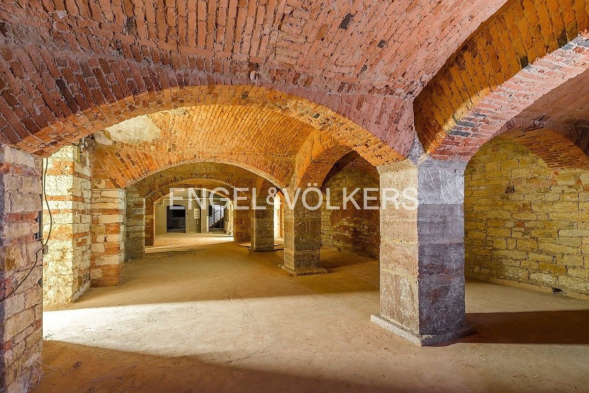 Obchodní prostory · 531 m² · Praha - Nové Město, okres Praha 1, Hlavní město Praha - 3