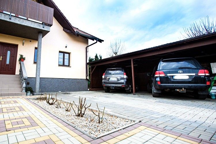 Vila · 399 m² · Devětsilová, Květnice - 4