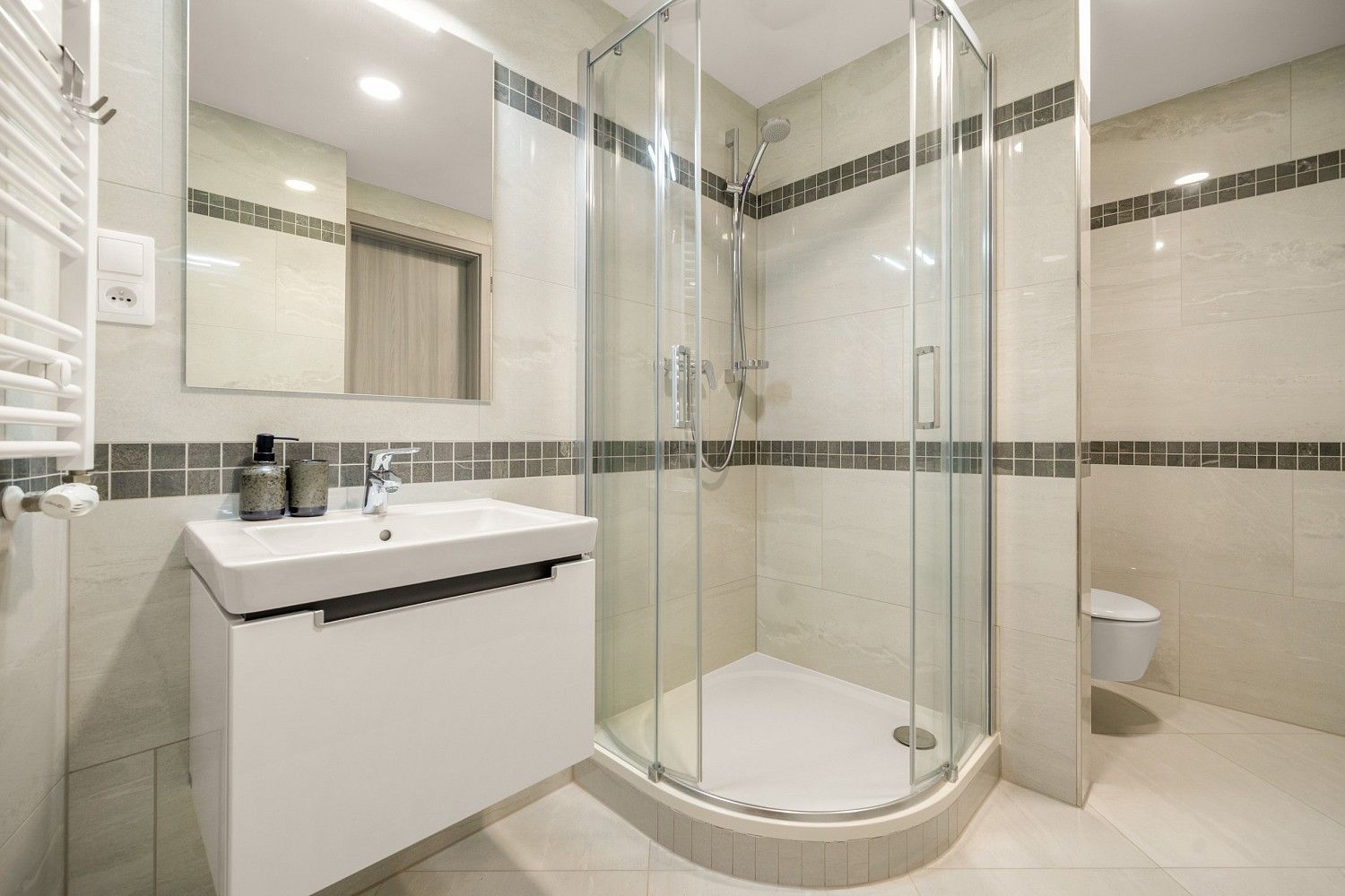 Byt 1+kk · 33 m² · Praha - Chodov, okres Praha 11, Hlavní město Praha - 4