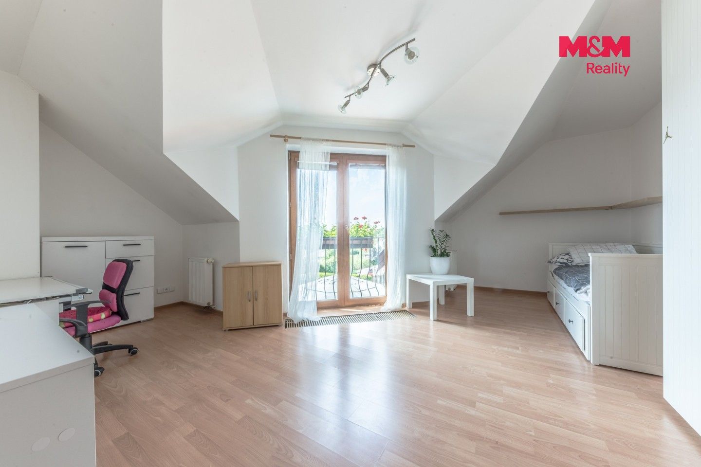 Prodej rodinný dům - Libeř, 225 m² - 5