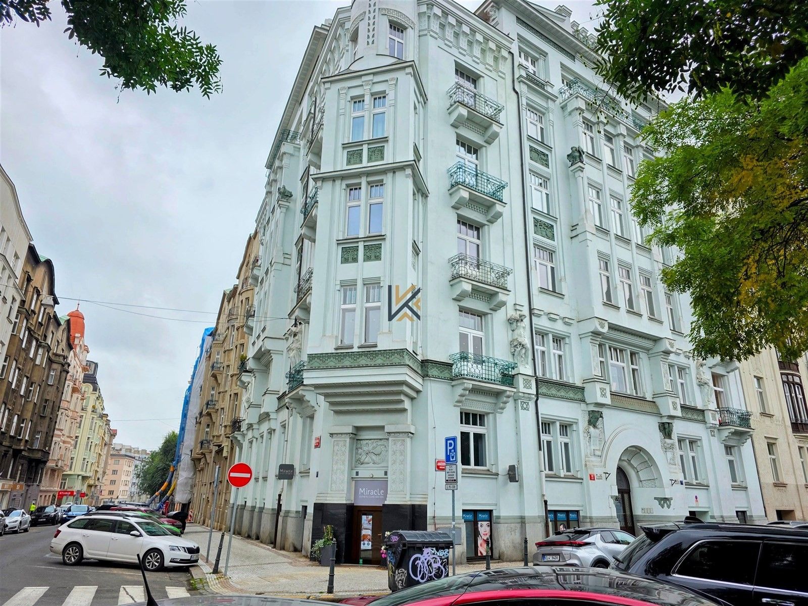 Kanceláře, Janáčkovo nábřeží, Praha, 100 m²