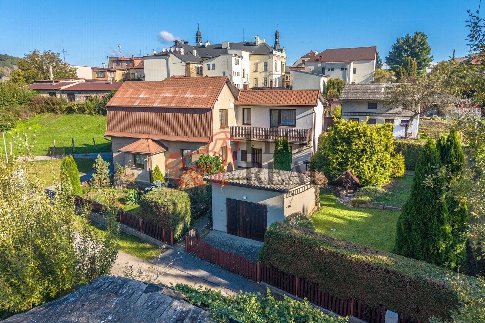 Rodinné domy, Růžová, Rovensko pod Troskami, 250 m²