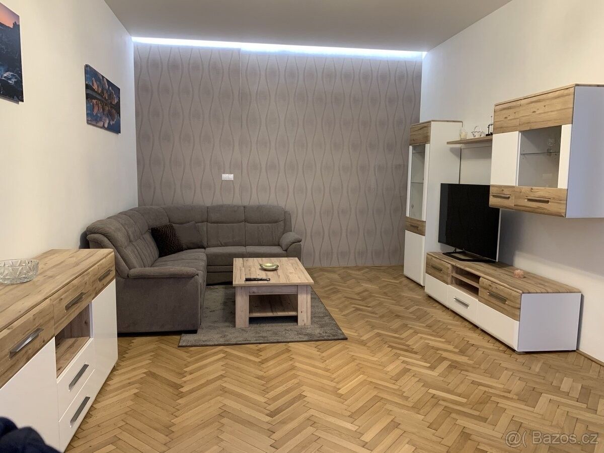 Pronájem byt 2+kk - Ústí nad Labem, 400 01, 72 m²