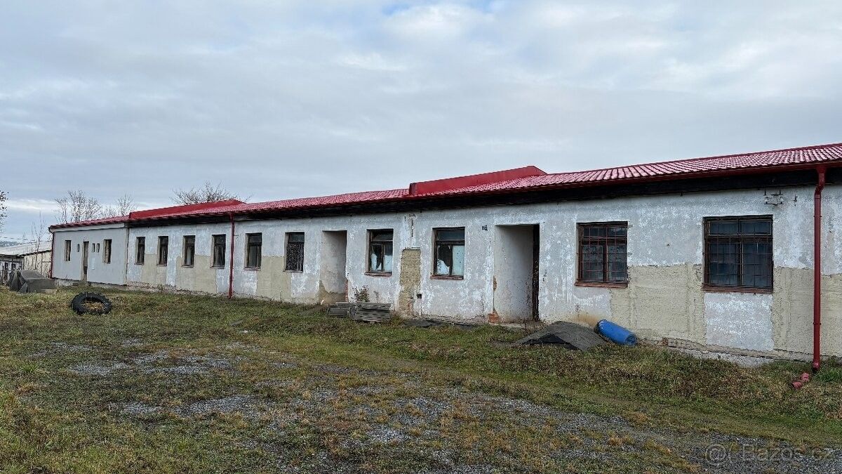 Pronájem sklad - Kněževes u Rakovníka, 270 01