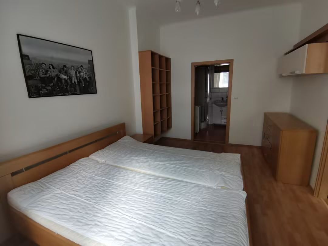 Byt 1+1 · 35 m² · Pod Klamovkou, Praha - Košíře - 4