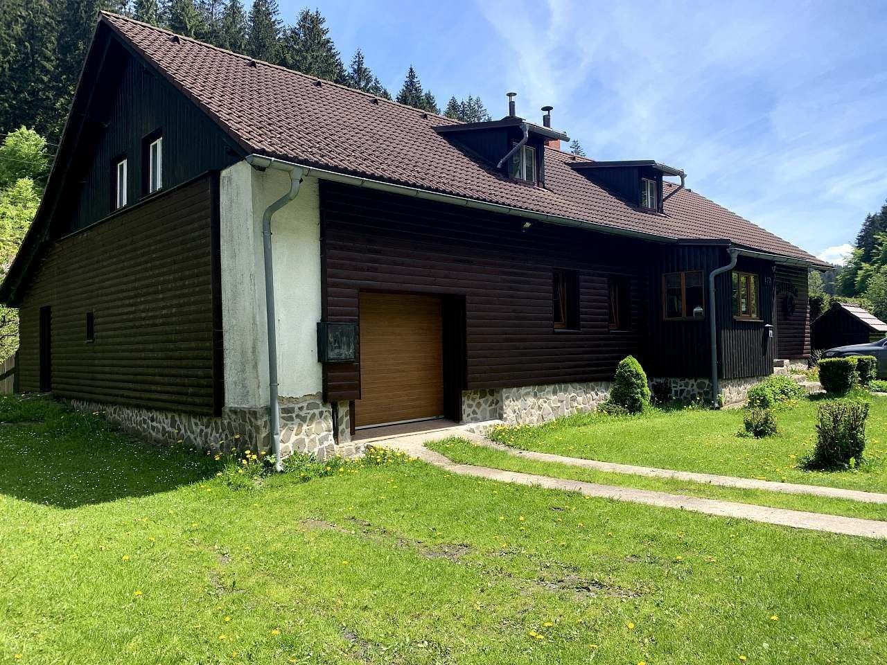 Chata · Krásná pod Lysou Horou, Moravskoslezský kraj - 3