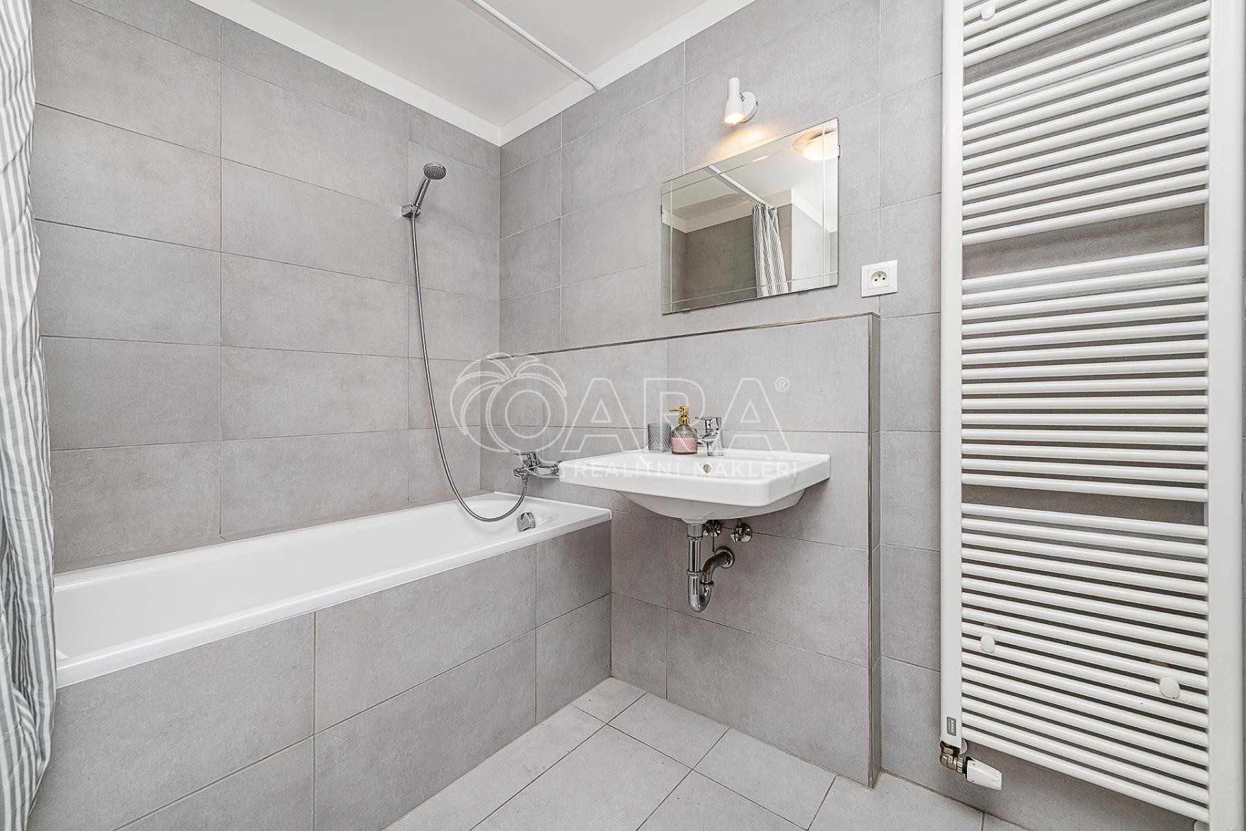 Prodej byt 1+kk - Strnadových, Praha Vysočany, 33 m² - 5