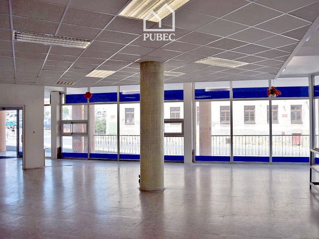 Obchodní prostory, Tachov, Plzeňský kraj, 145 m² - 1