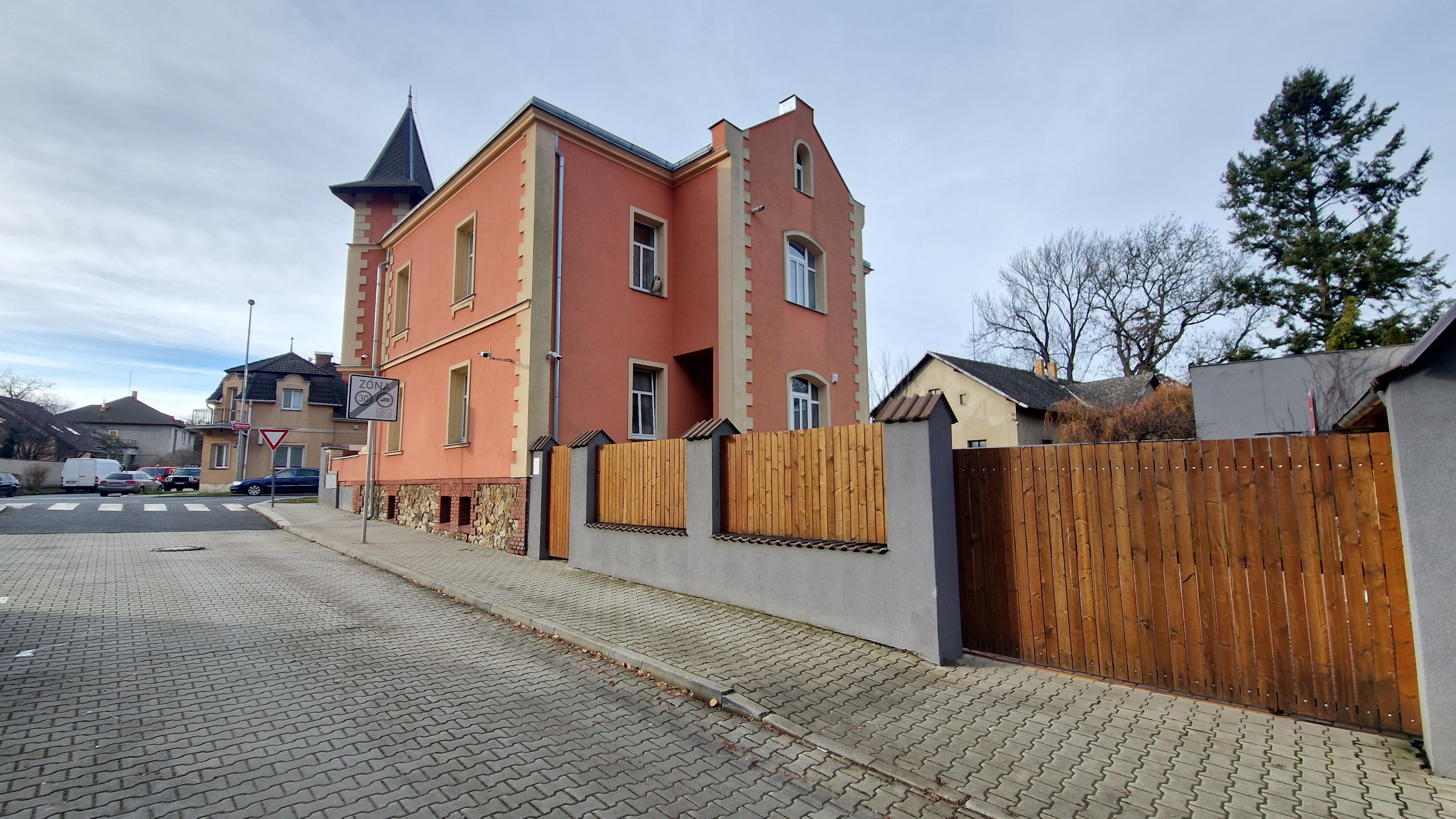 Prodej kancelář - Přátelství 301/35, Praha, 480 m² - 5