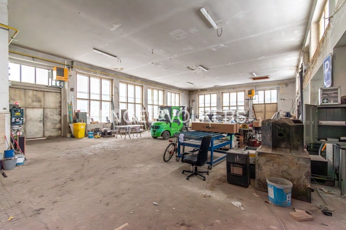Pronájem sklad - Hlavní, Panenské Břežany, 407 m²