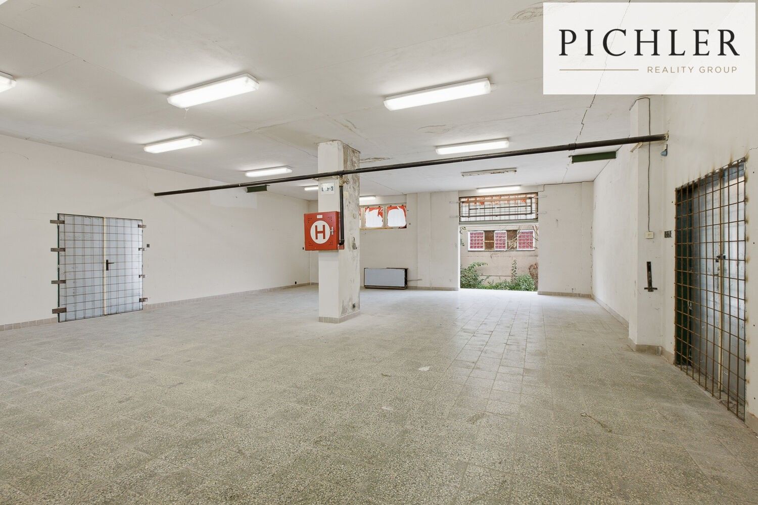 Pronájem sklad - Dukel. hrdinů 2541, Rakovník II, 482 m² - 5