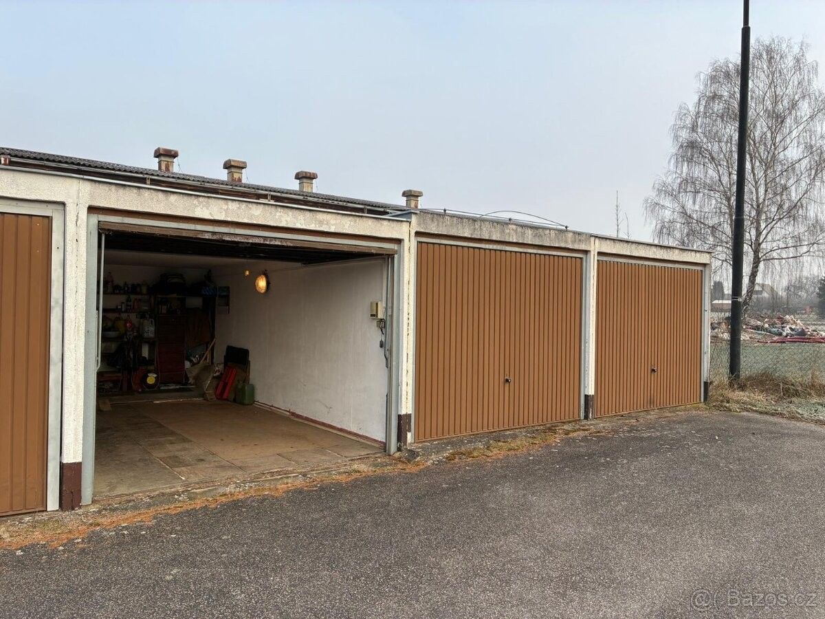 Garáže, Dobruška, 518 01