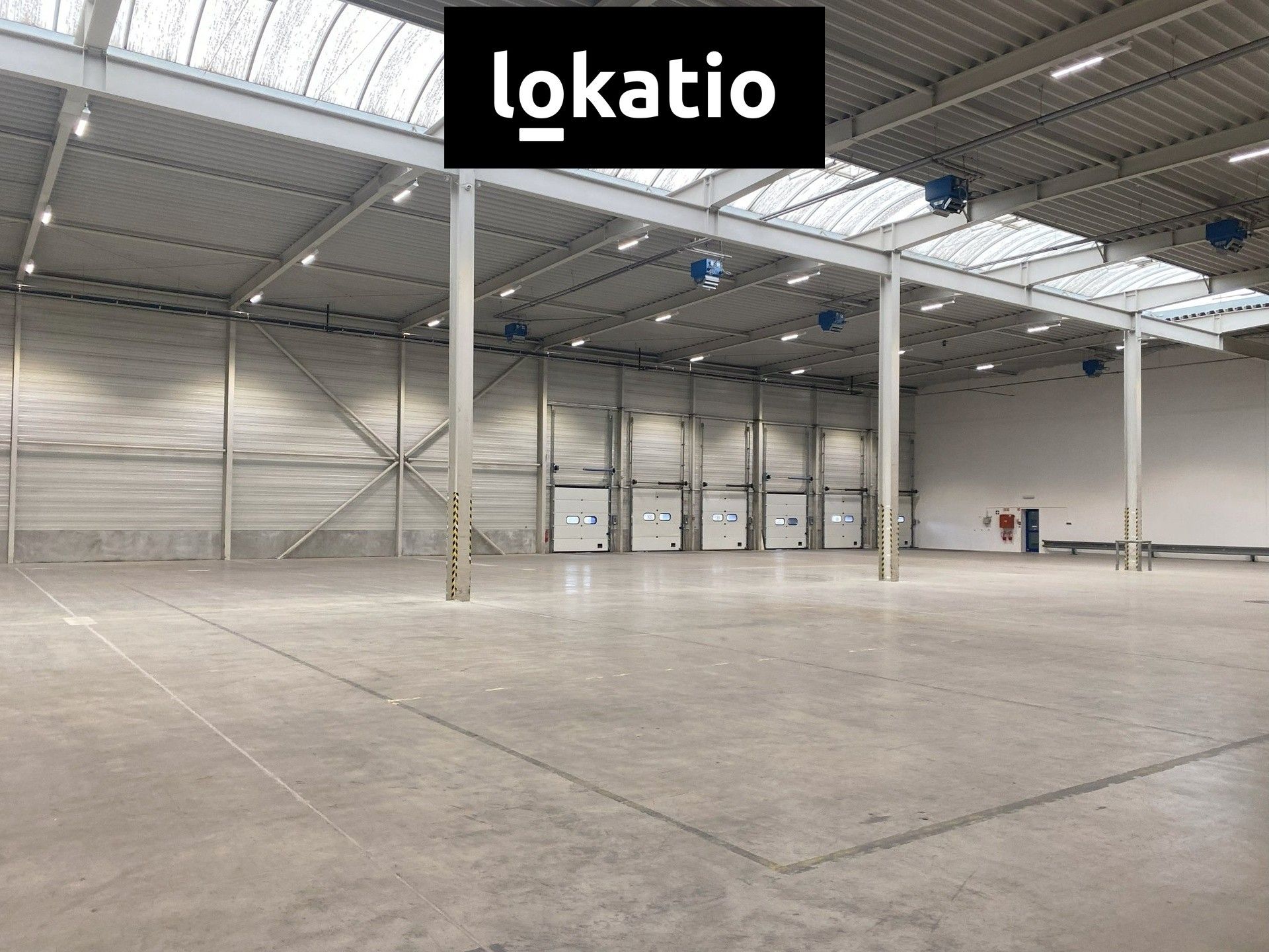 Sklady, Nučice, 2 041 m² - 2