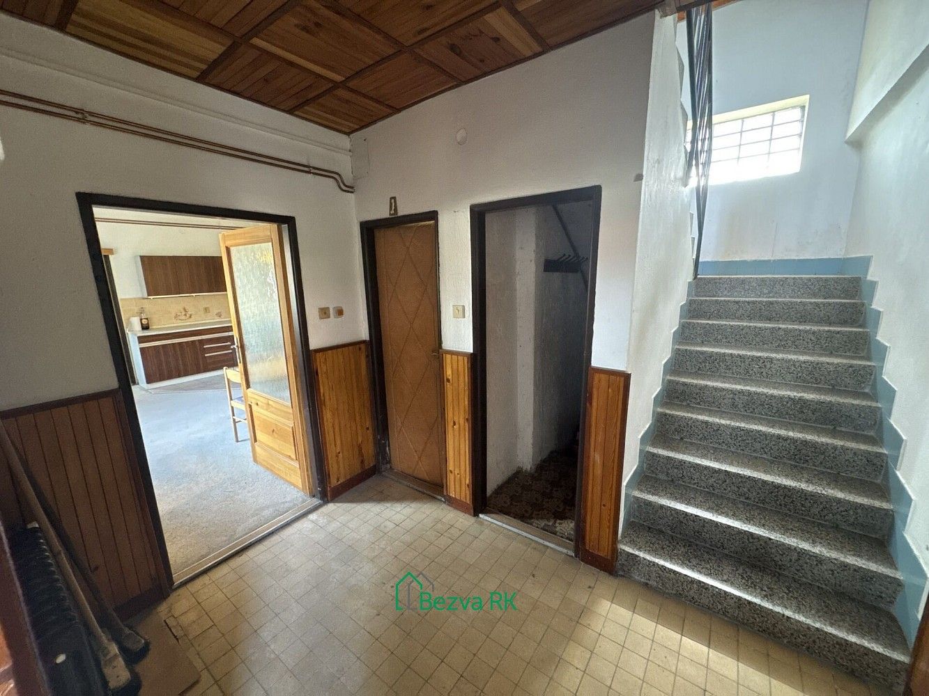 Prodej rodinný dům - Králův Dvůr, okres Beroun, Středočeský kraj, 160 m² - 5