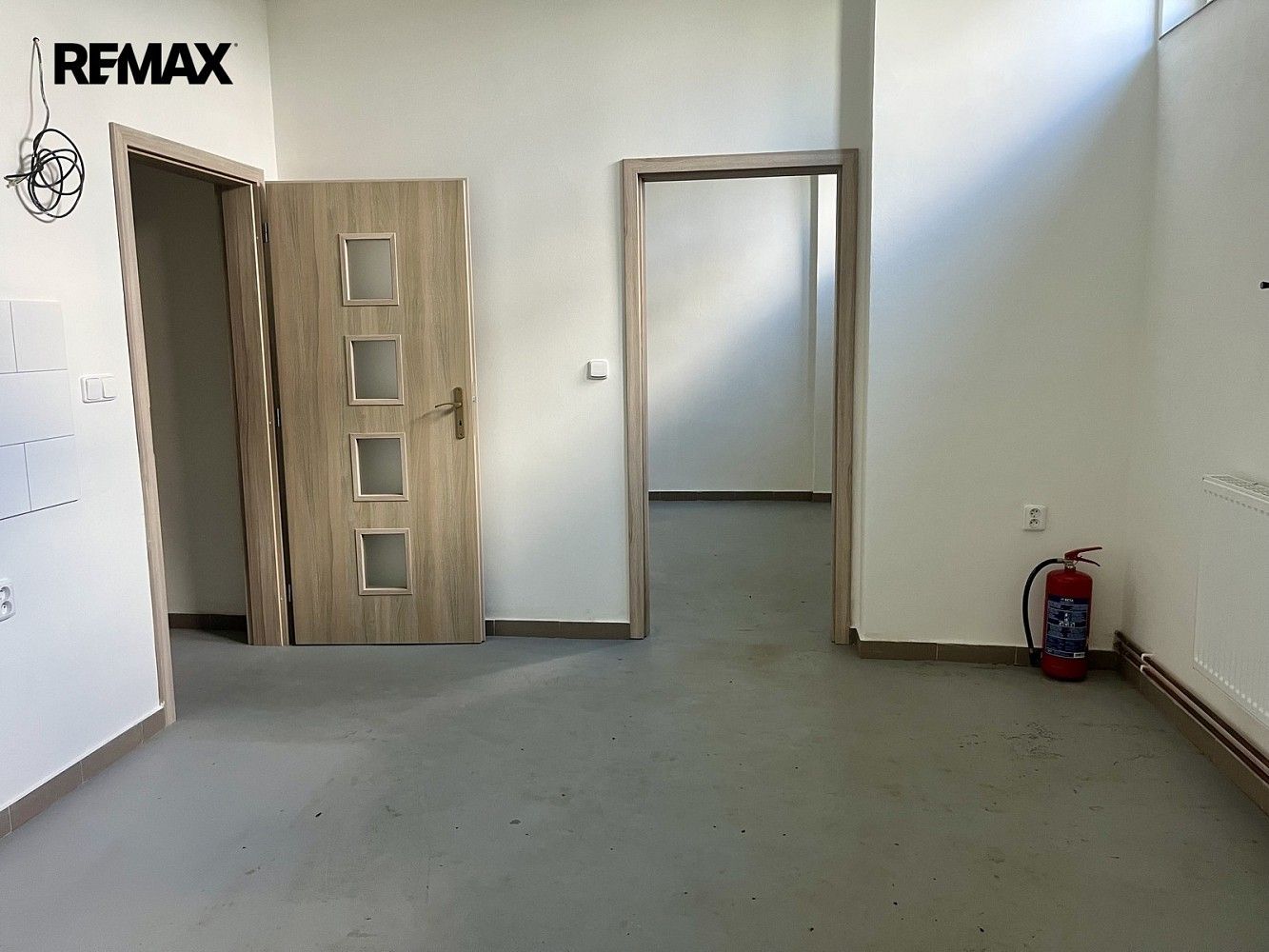 Pronájem obchodní prostory - Zruč nad Sázavou, okres Kutná Hora, Středočeský kraj, 40 m² - 2
