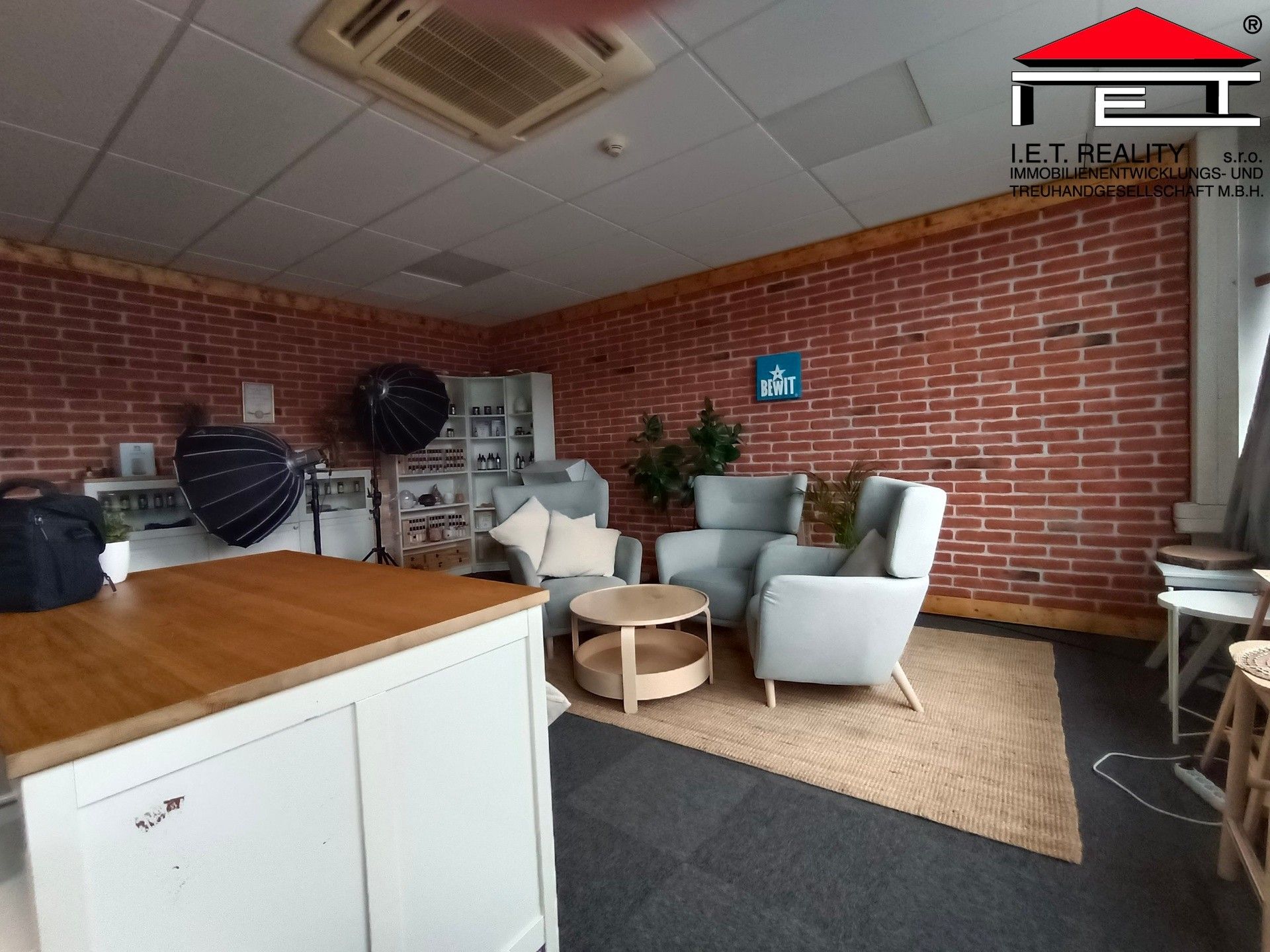 Pronájem sklad - Podnikatelská, Ostrava, 2 694 m²