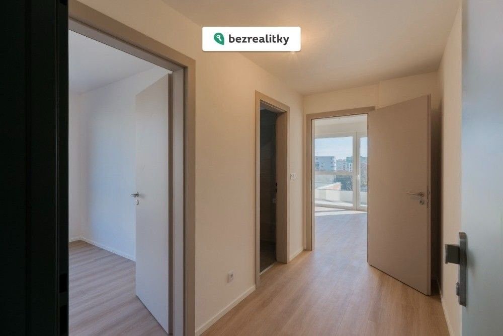 Prodej byt 2+kk - Arnošta Valenty 533, Praha Černý Most, 56 m² - 5