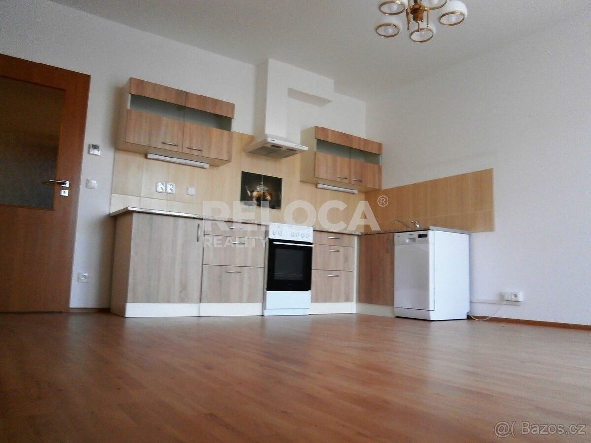 Prodej byt - 253 03, Praha - západ