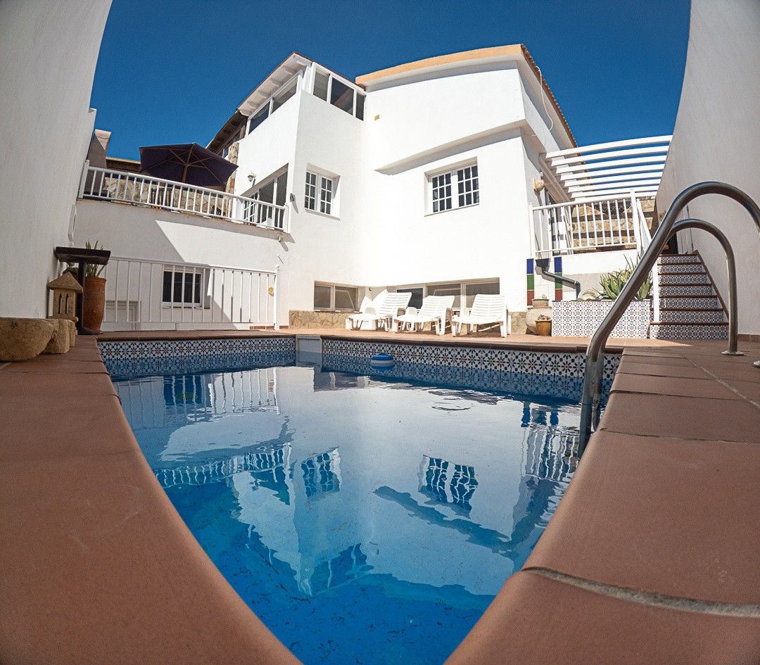 Rodinné domy, Březová, 360 01