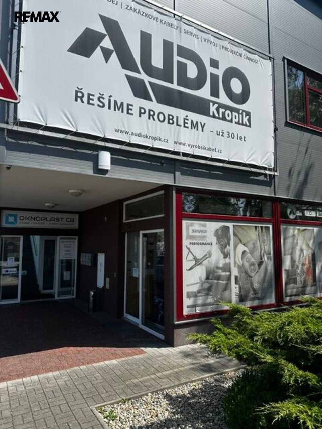 Pronájem obchodní prostory - České Vrbné 2381, České Budějovice 2, 845 m² - 2