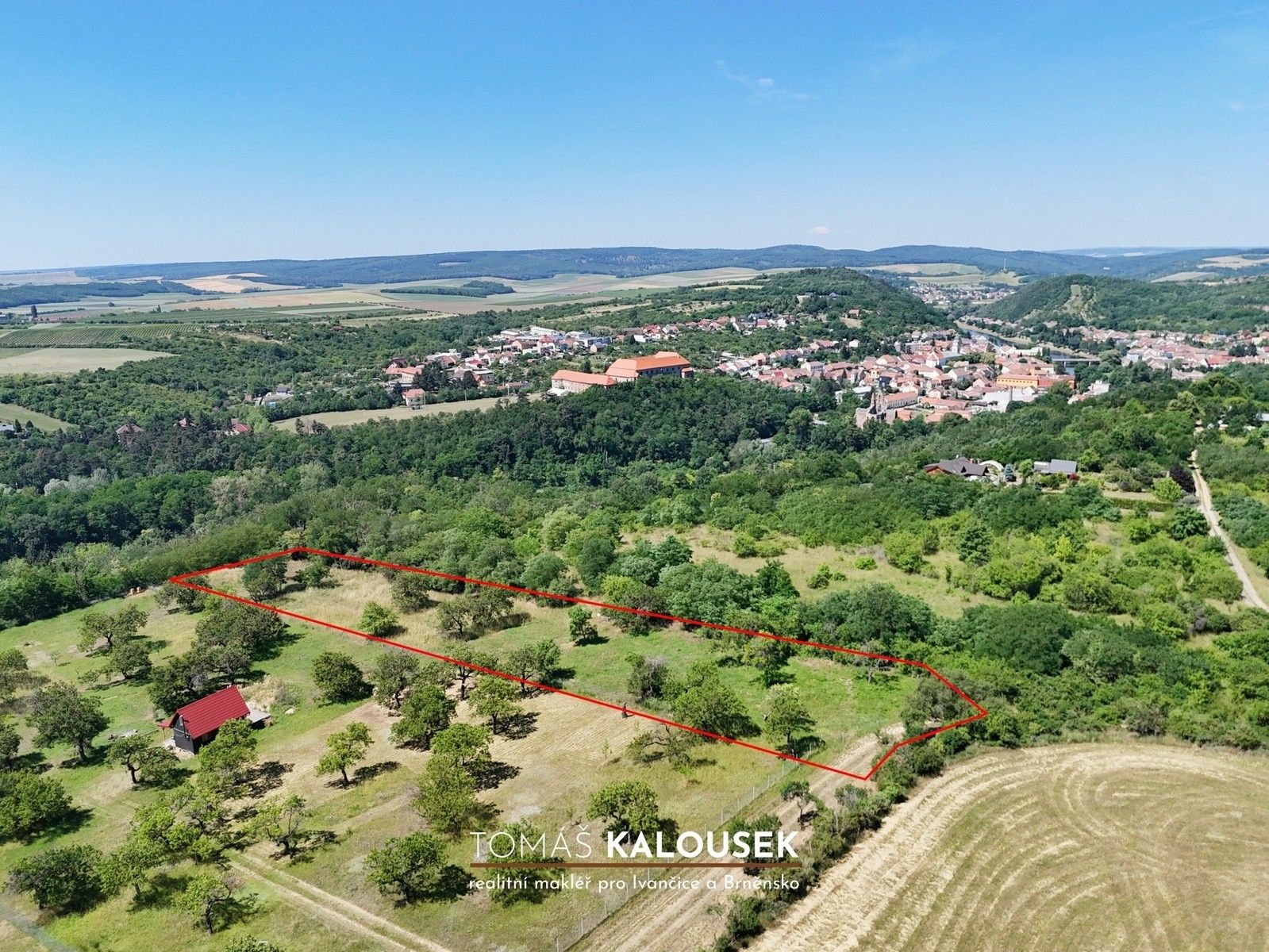 Zahrady, Dolní Kounice, 4 478 m² - 1