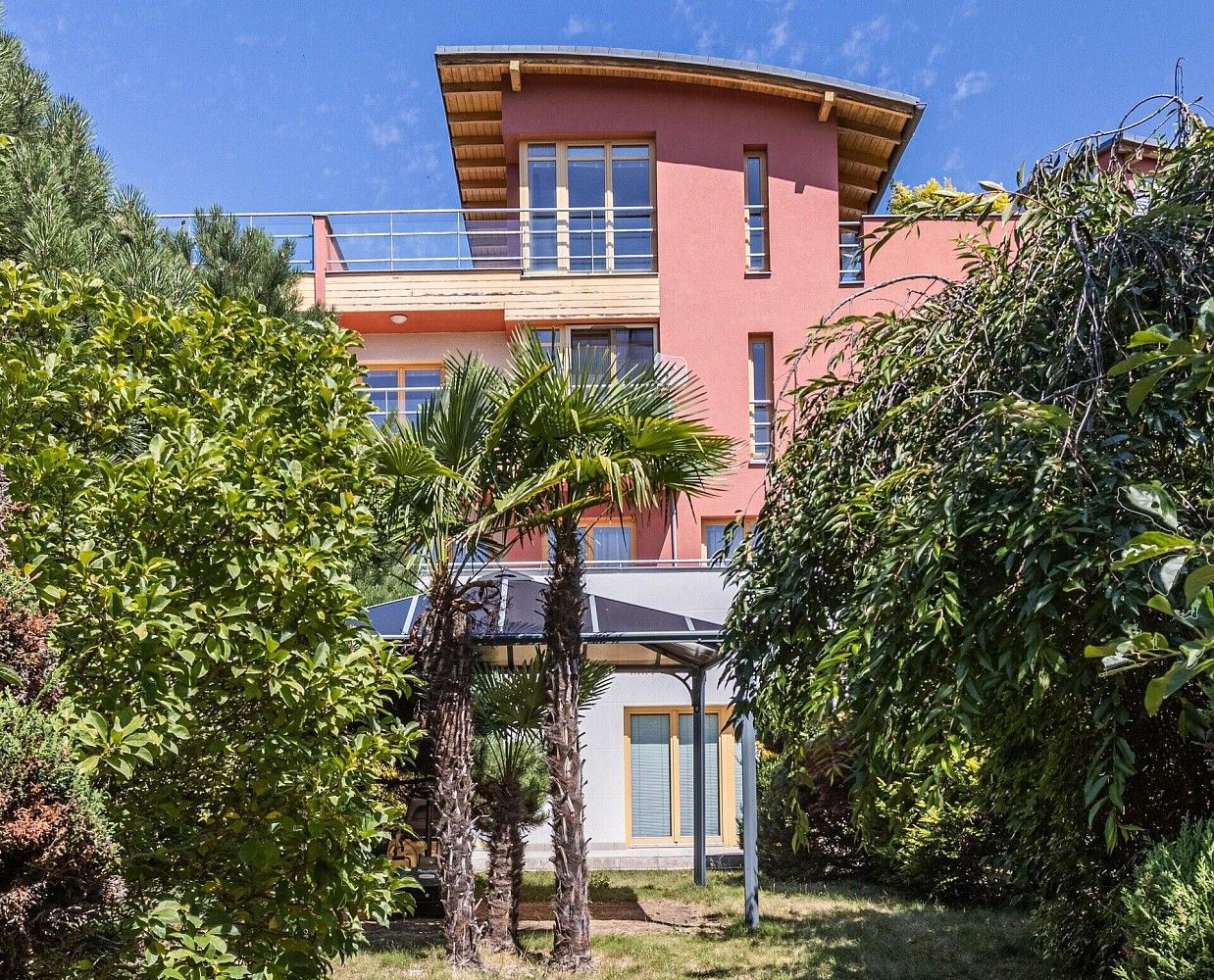 Rodinný dům, 330 m²