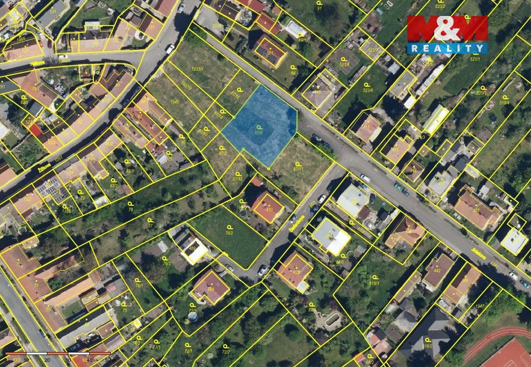 Stavební pozemek, Žiželice – další
